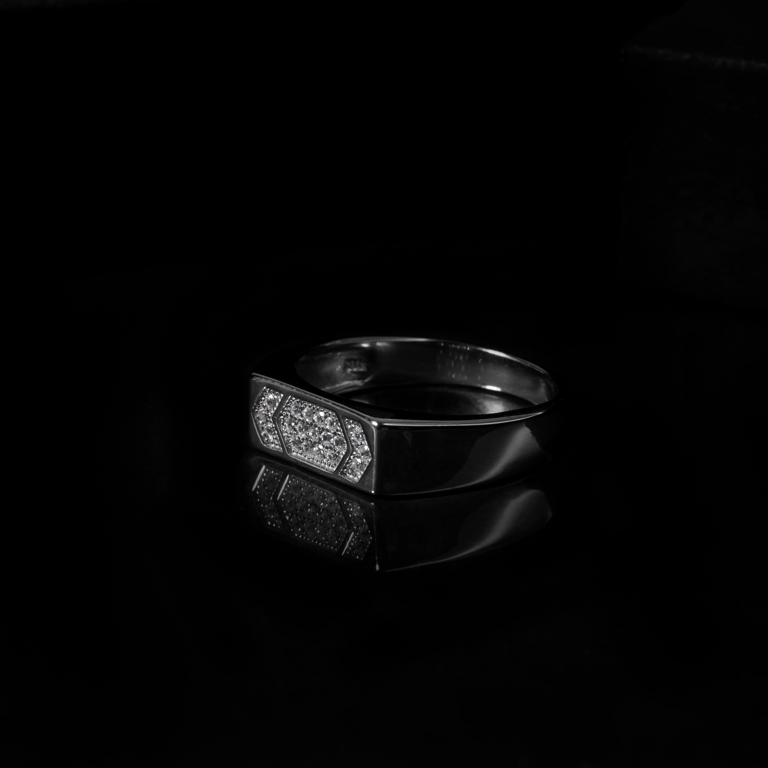 Level silver ring