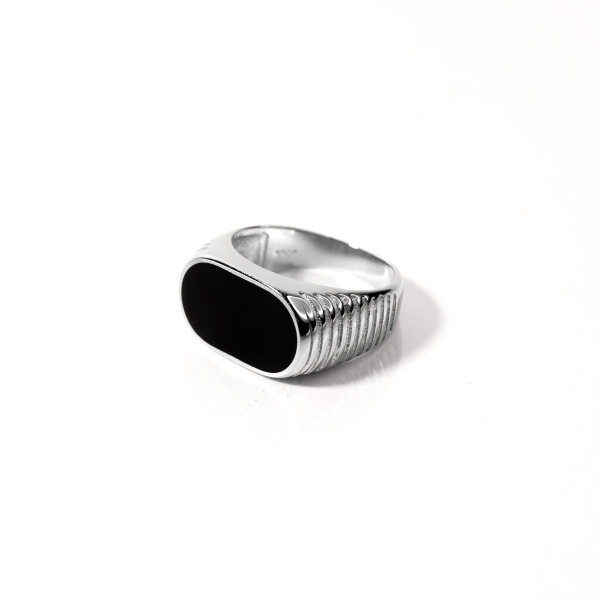 Sterling men’s silver ring